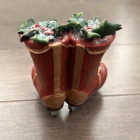 Christmas Ornament Ice Skating Holly Ice Skates Figure Skating Red Boots, Decor - Picture 5 of 11